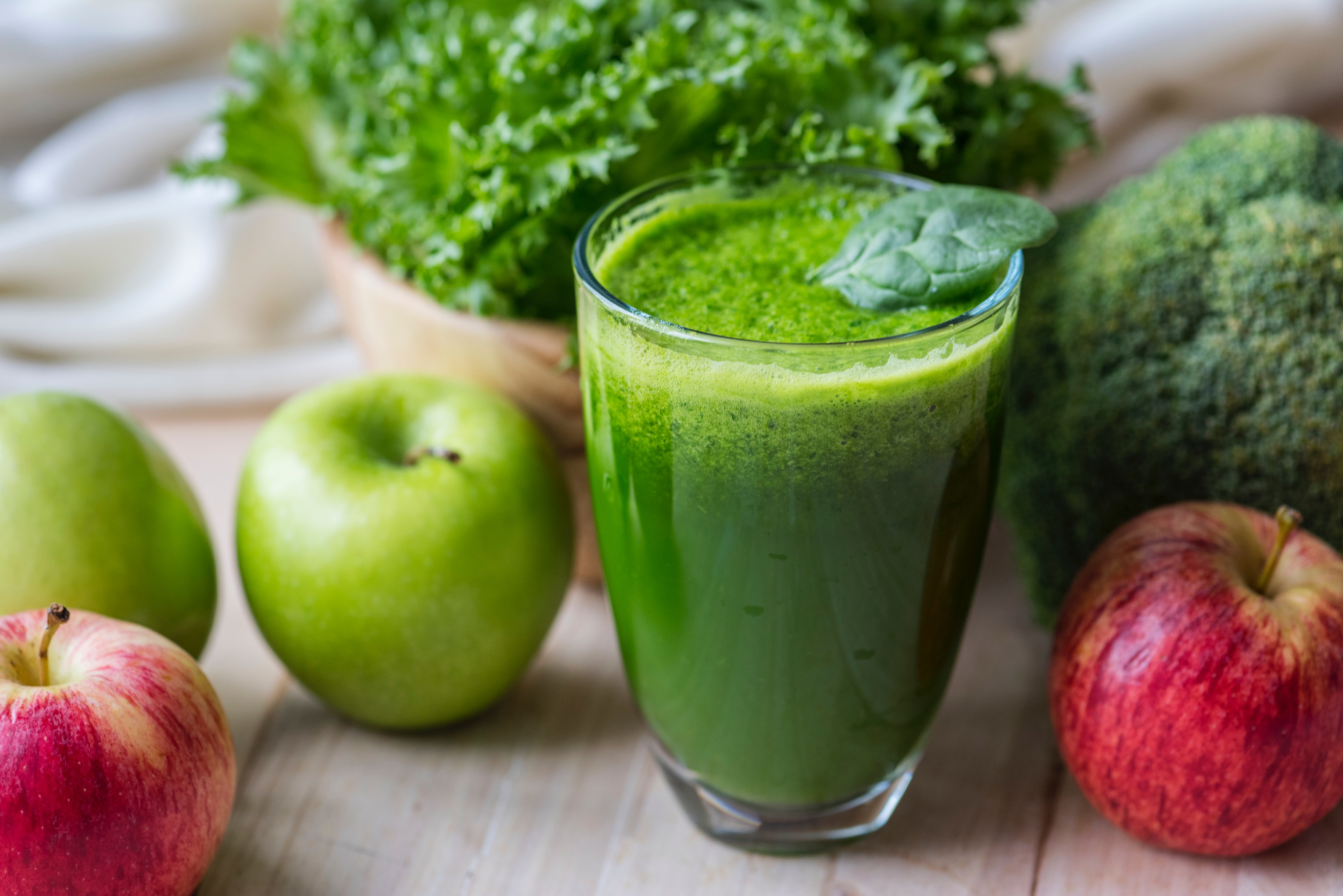 Apple, broccoli green juice. https://www.info-on-high-blood-pressure.com/diabetes.html
