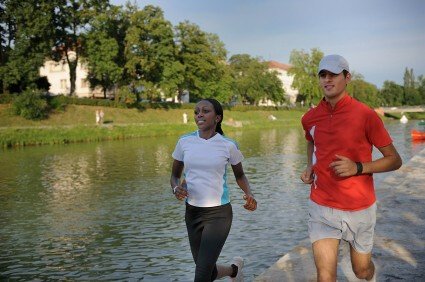 Couple jogging. https://www.info-on-high-blood-pressure.com/Blood-Pressure-Natural-Remedies.html